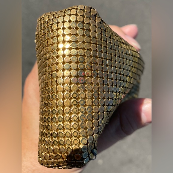 whiting and davis cigarette case Whiting & Davis Gold Mesh cigarette case